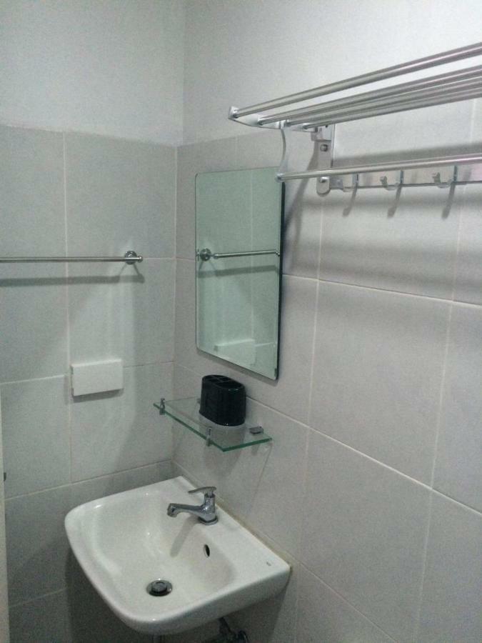 Unit 1109 Cityscape Residences Bacolod Exterior photo